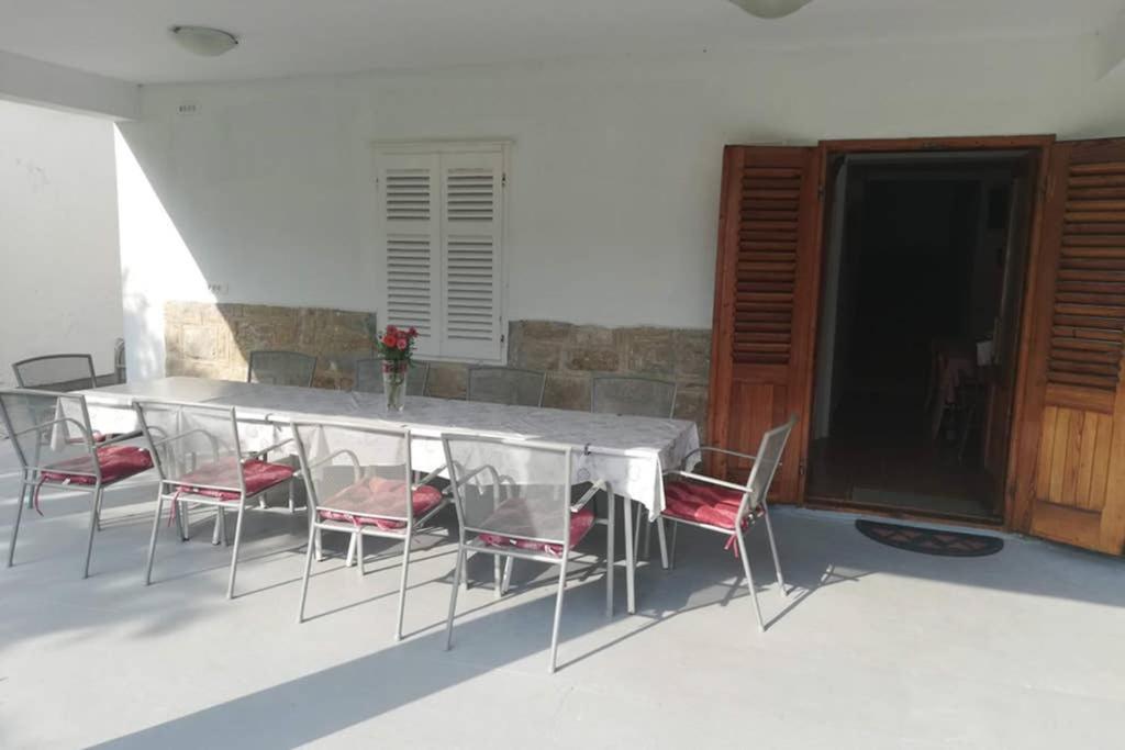 Ribaric Villa Banjol Екстериор снимка