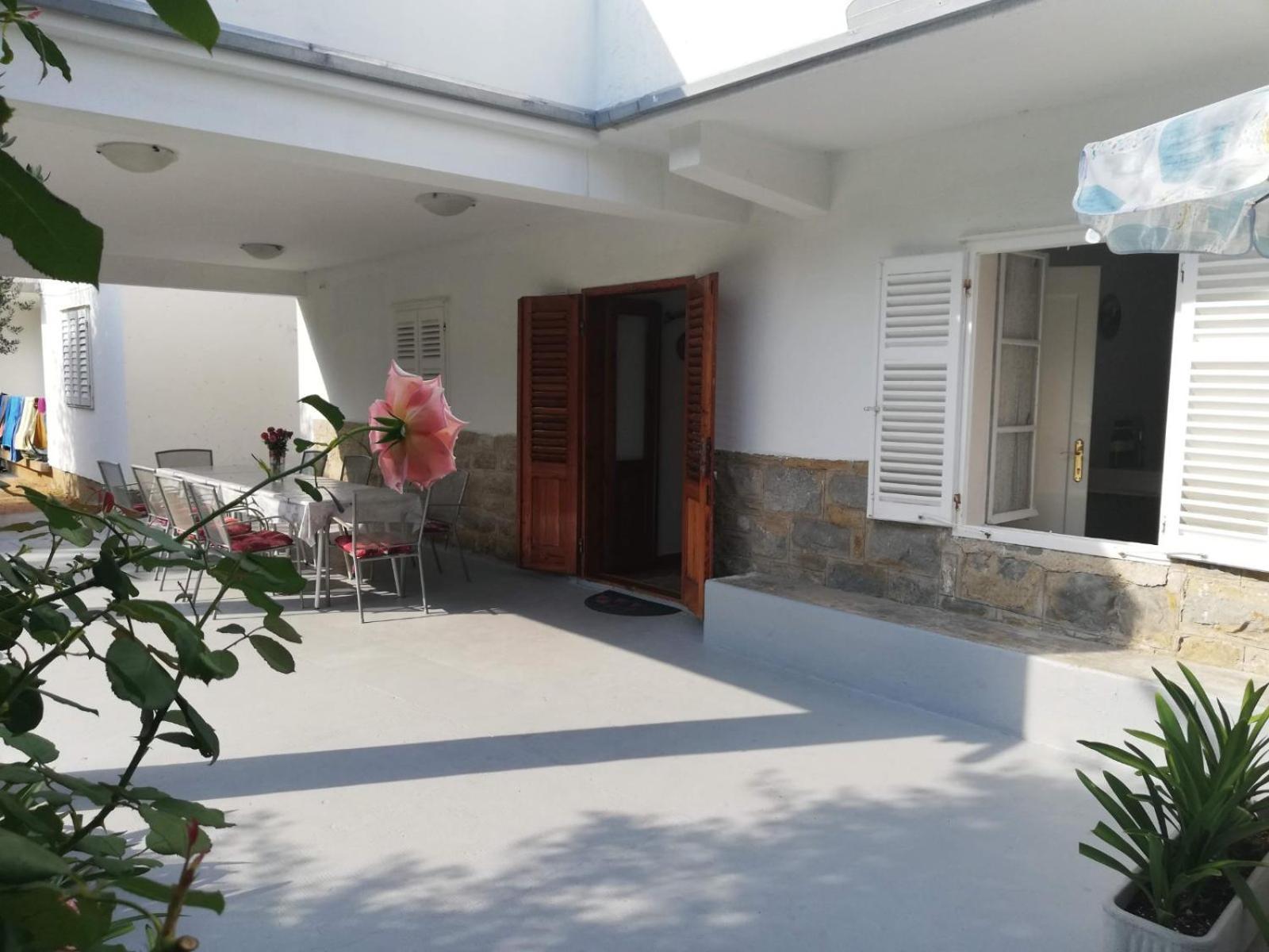Ribaric Villa Banjol Екстериор снимка